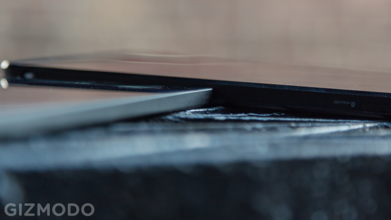 Illustration for article titled Dell Venue 8 7000 Review: A Terrible Name For an Incredible TabletÂ